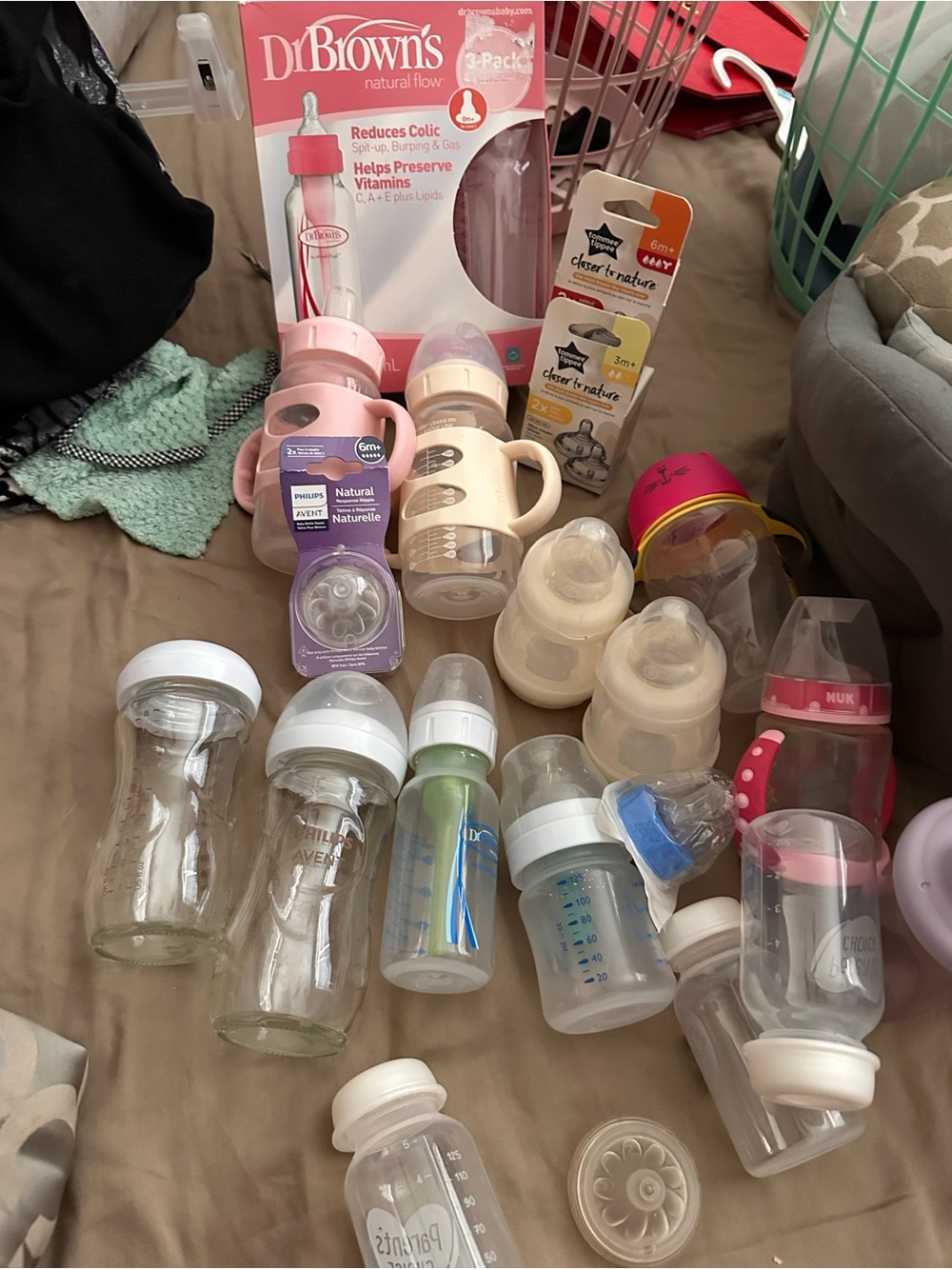 Dr. Brown's & Assorted Pink Baby Bottle Bundle - Feeding Set